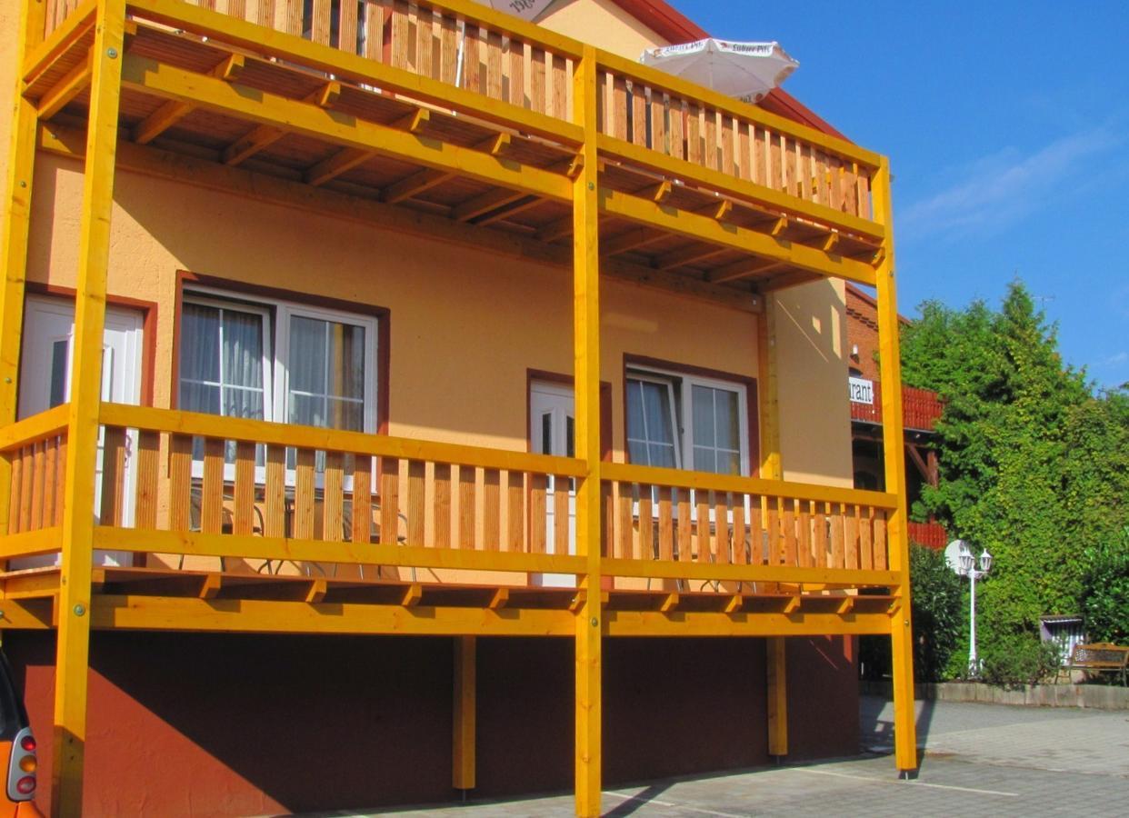 Hotel-Restaurant Christine Lübz Esterno foto